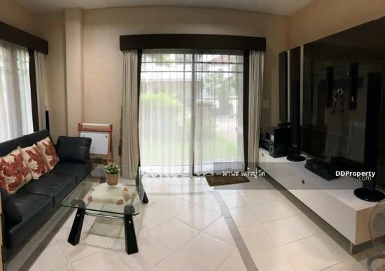 ให้เช่า บ้านเดี่ยว 2ชั้น   63ตรว.  ถนนเสรีไทย ใกล้แฟชั่นไอซ์แลนด์  ให้เช่า 28,000/เดือน